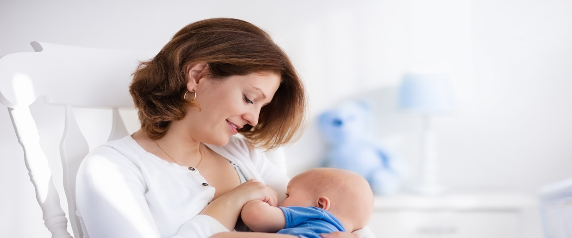 What vitamins cannot take while breastfeeding?